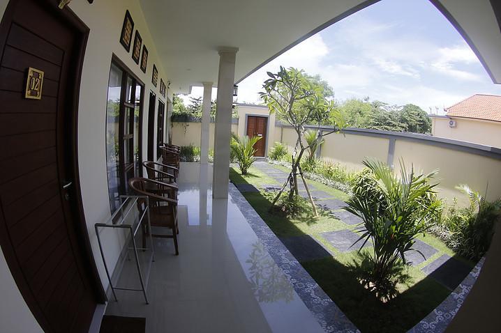 Purnama Guesthouse Canggu Eksteriør billede