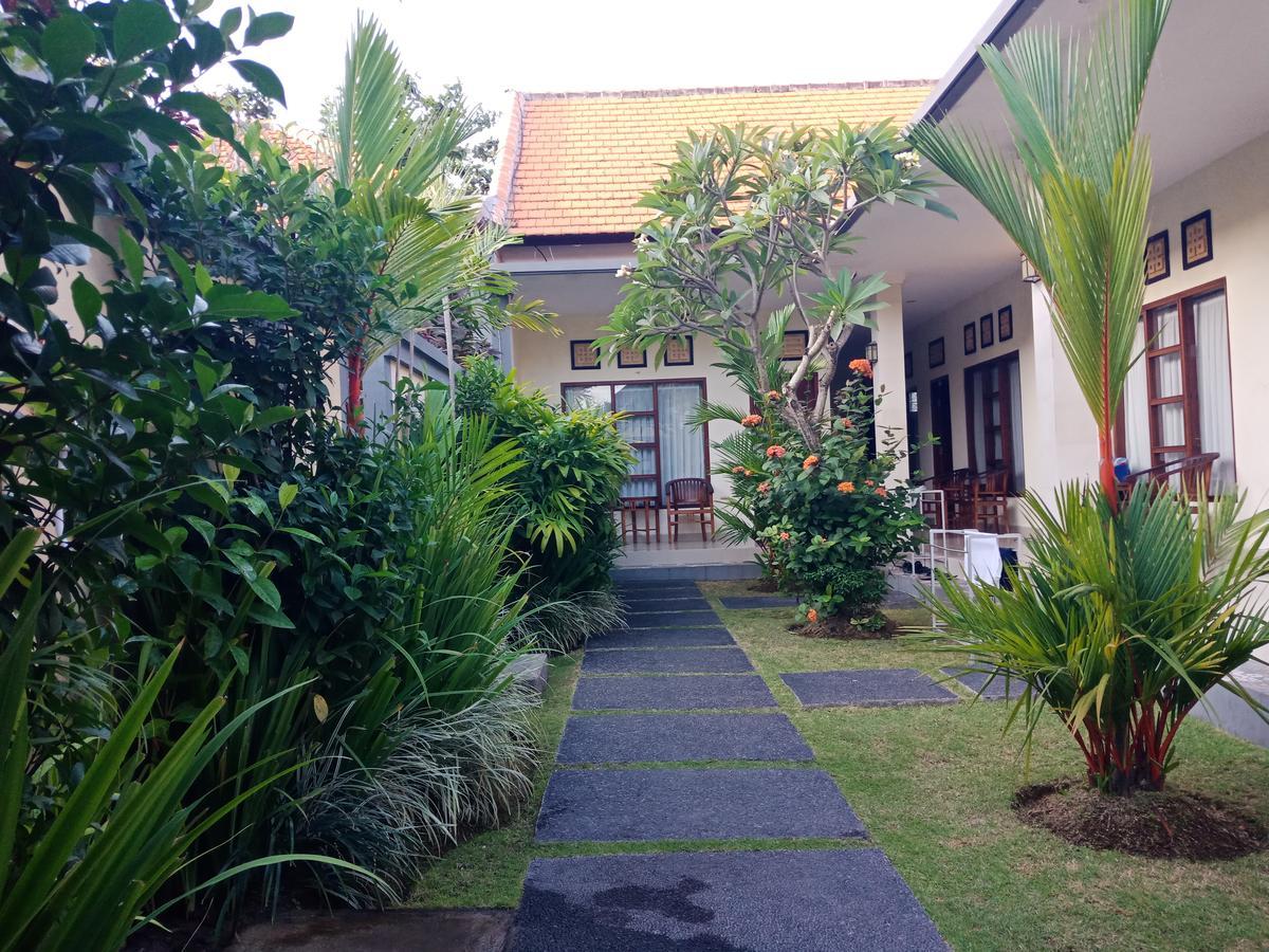 Purnama Guesthouse Canggu Eksteriør billede